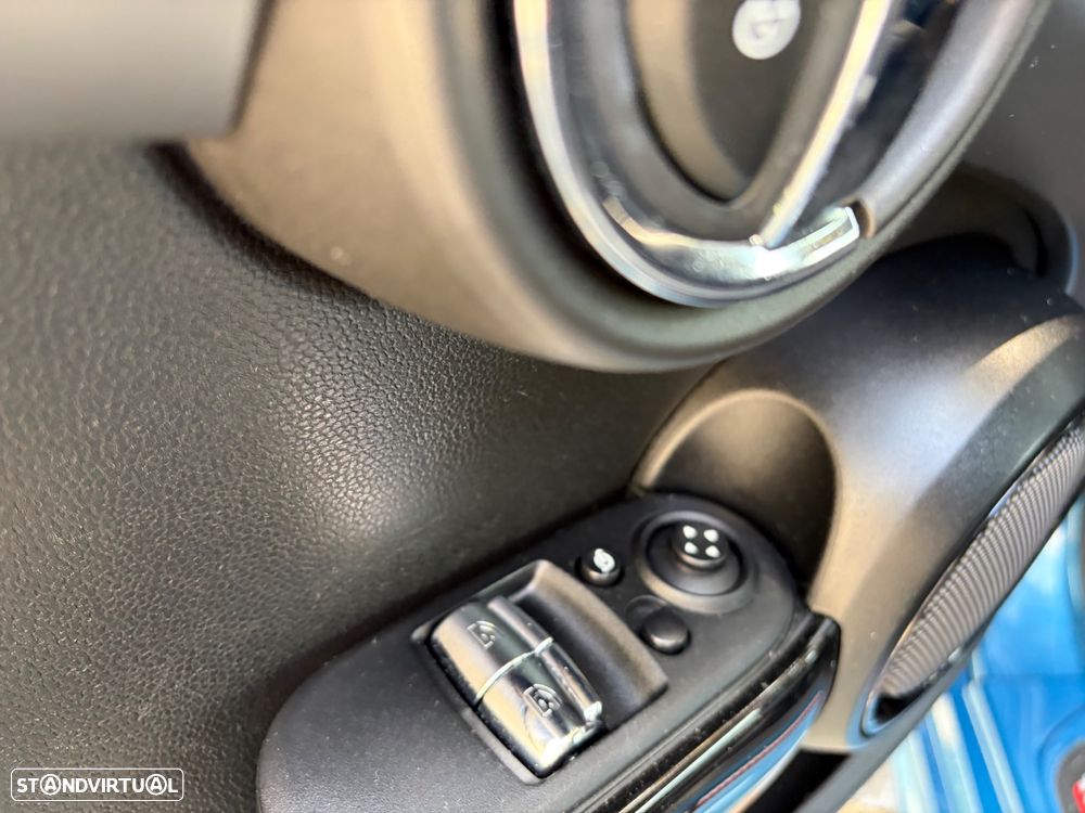 MINI 3 Portas John Cooper Works Aut. - 15
