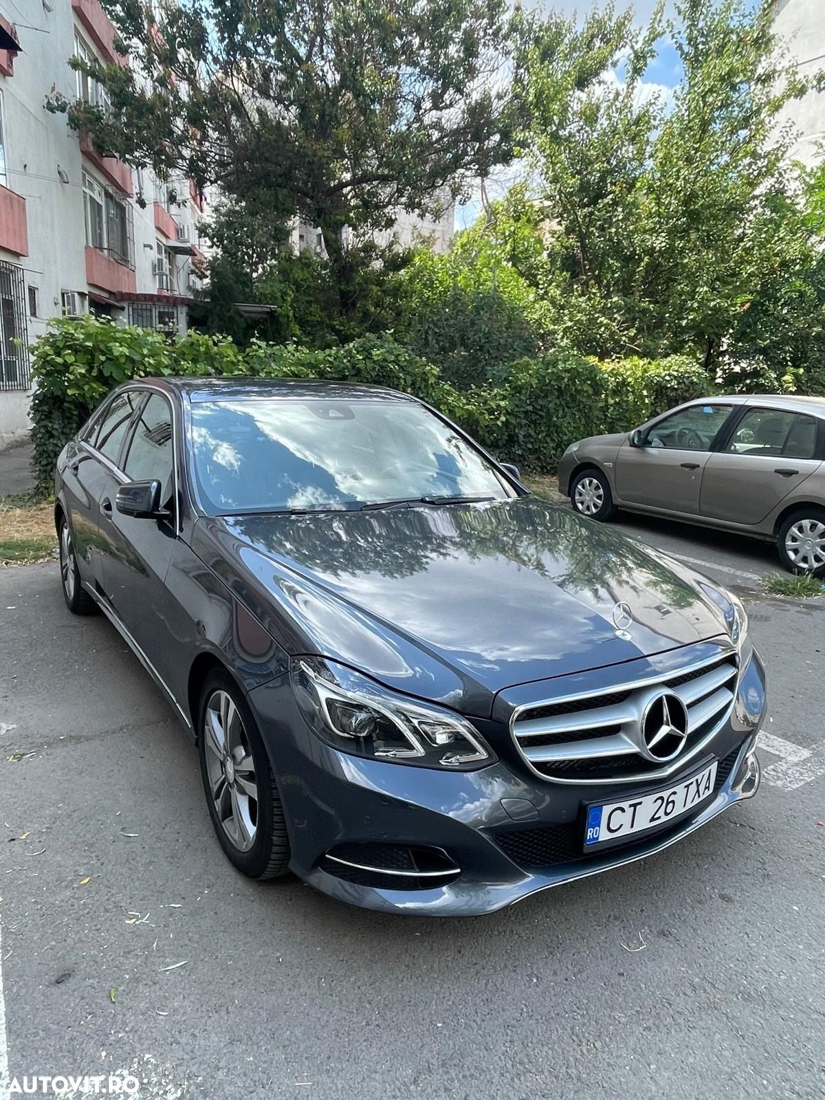 Mercedes-Benz E - 1
