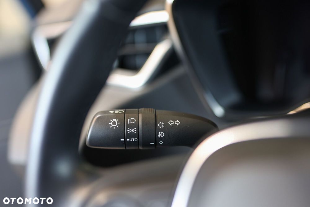 Toyota Corolla 1.8 Hybrid Comfort - 36