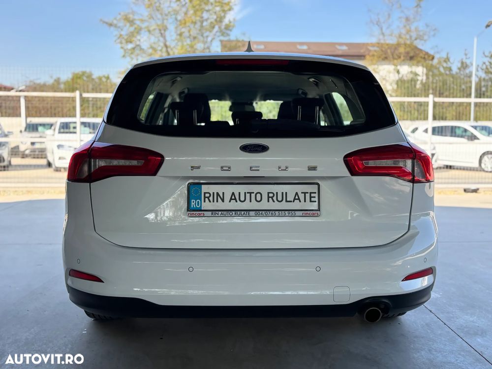 Ford Focus 1.5 EcoBlue Connected - 9