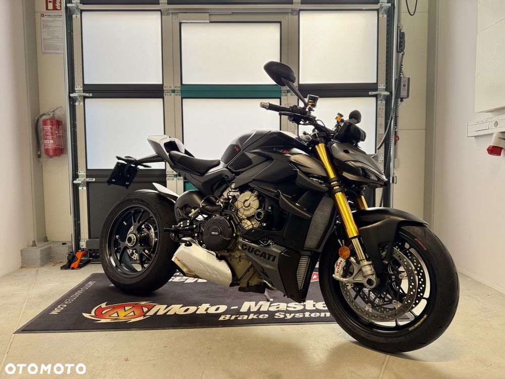 Ducati Streetfighter V4 - 1