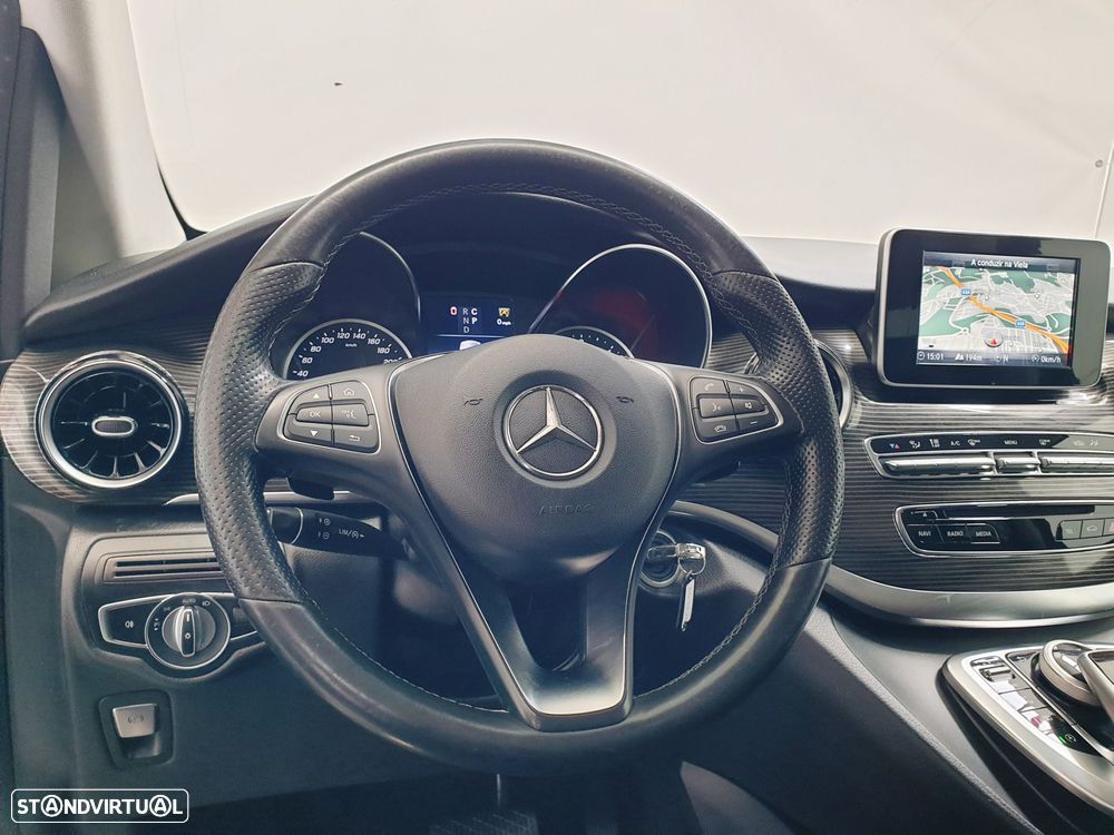 Mercedes-Benz V 300 d Longo Avantgarde - 15