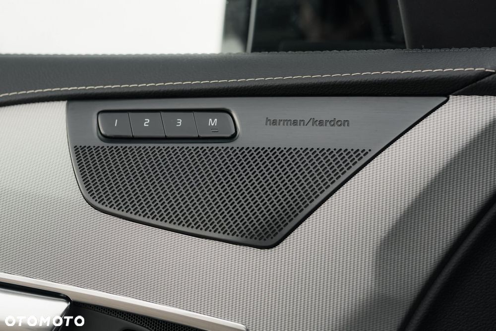 Volvo XC 90 D5 AWD R-Design - 30