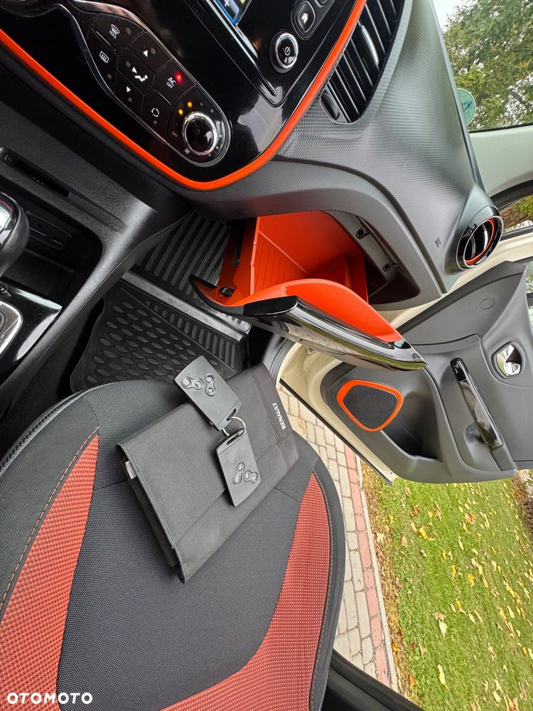 Renault Captur - 17