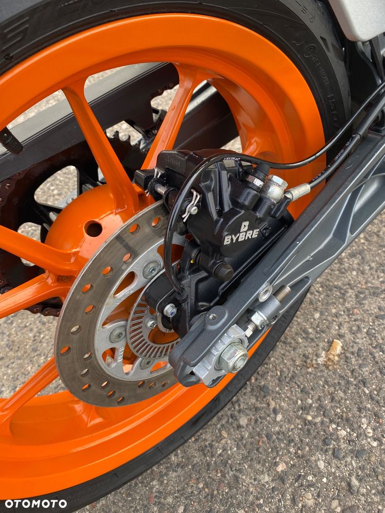 KTM Duke - 4