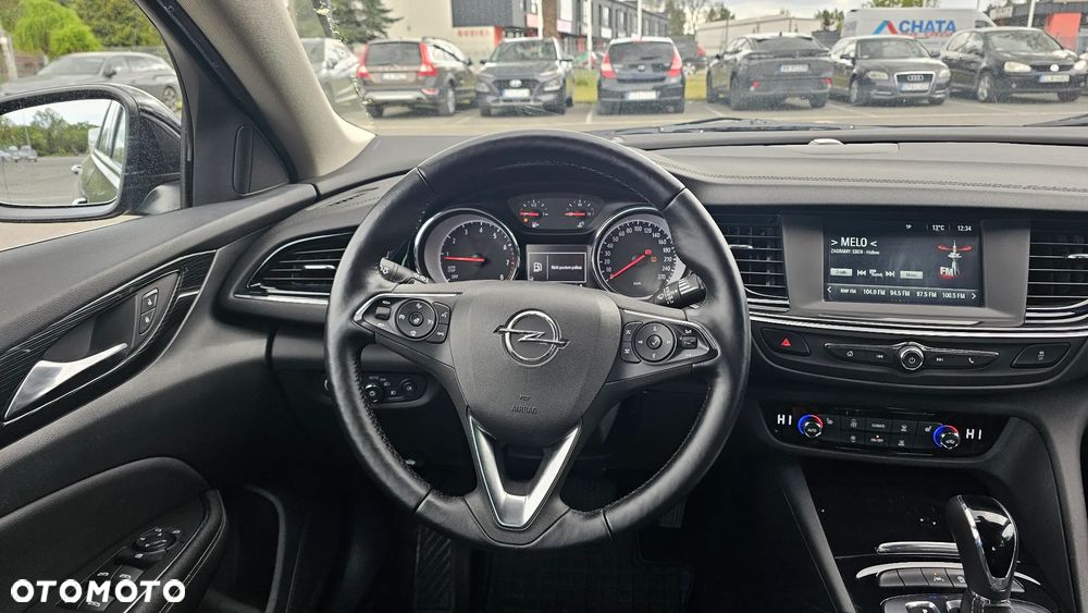 Opel Insignia 1.5 T Elite S&S - 10