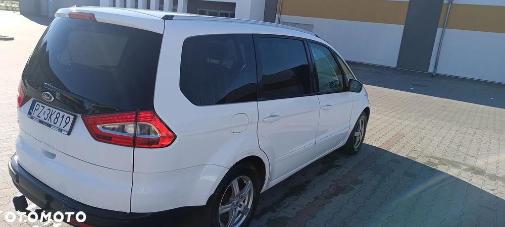 Ford Galaxy - 5