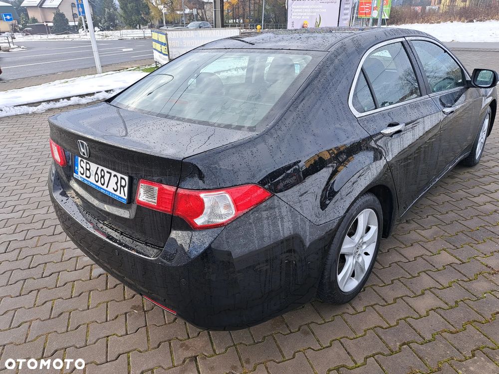 Honda Accord 2.2i-DTEC Automatik Executive - 3