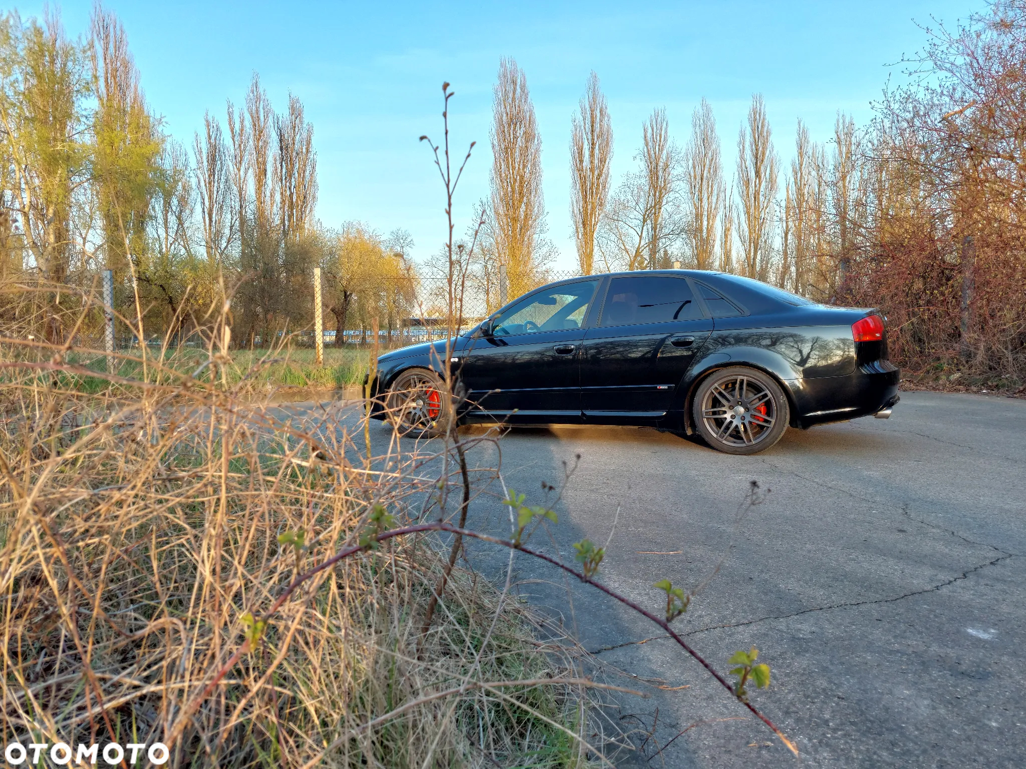 Audi A4 2.0 T FSI - 17