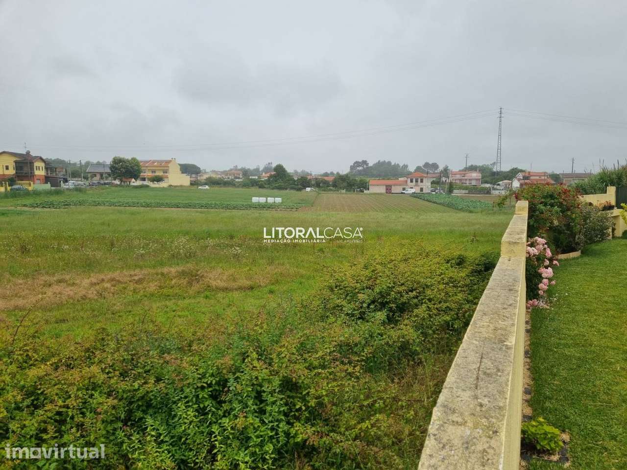 Terreno | Construção Moradias com três frentes em Azurva/Aveiro - Grande imagem: 3/14