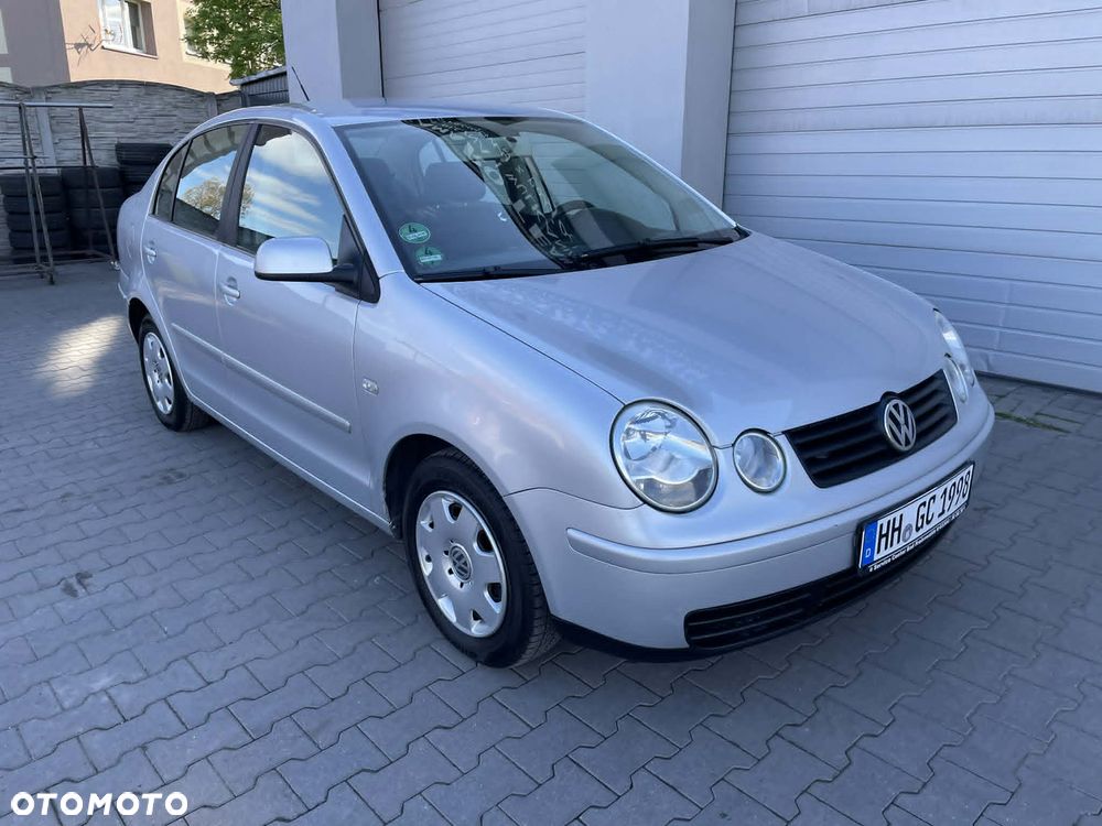 Volkswagen Polo 1.4 16V Special - 13