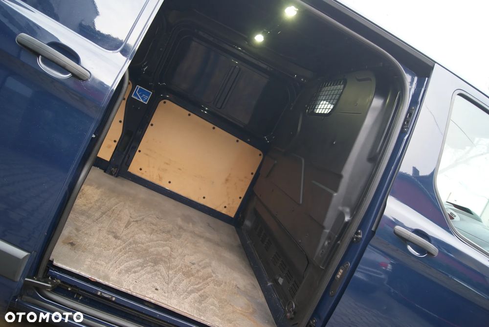 Ford Transit Custom - 18