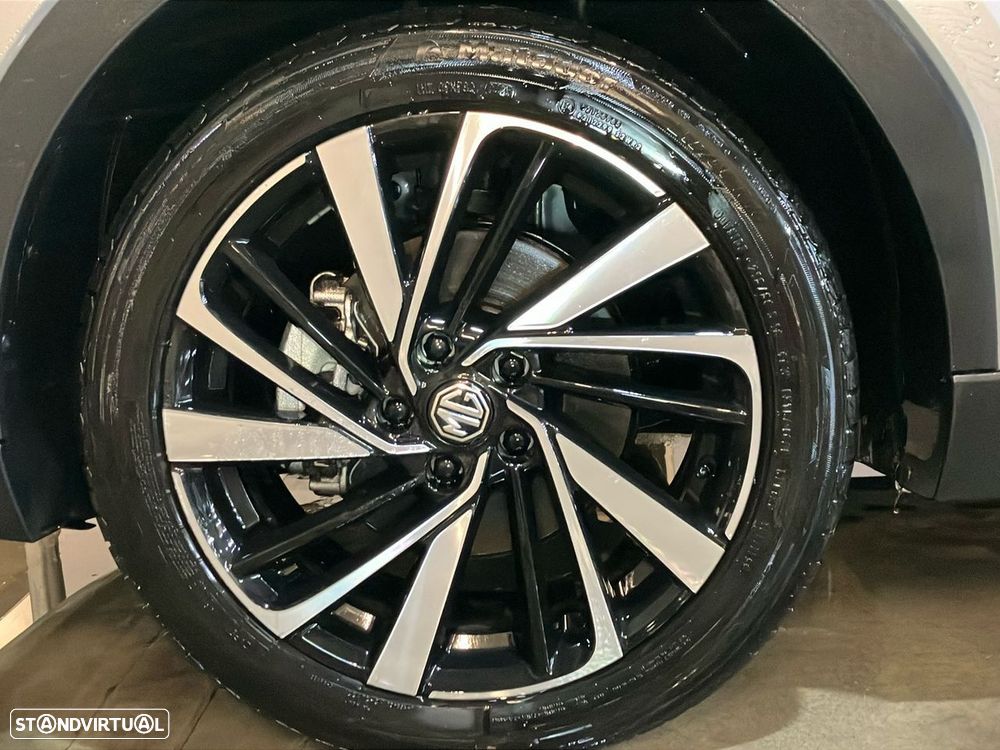 MG ZS 1.5 Hybrid+ Luxury - 10