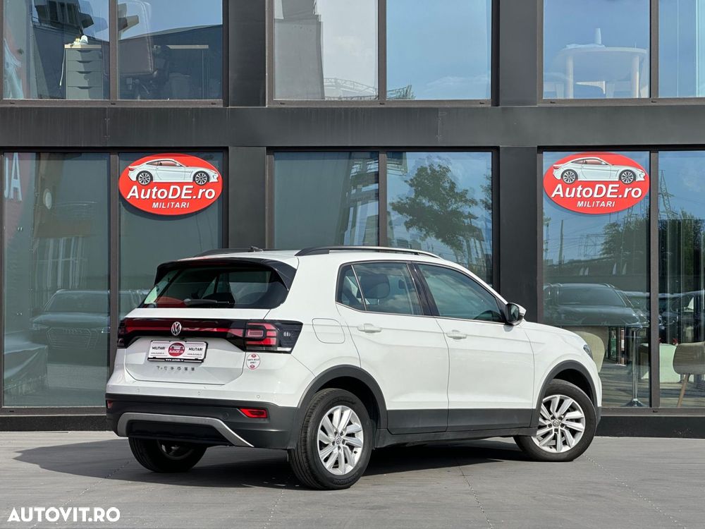 Volkswagen T-Cross - 4