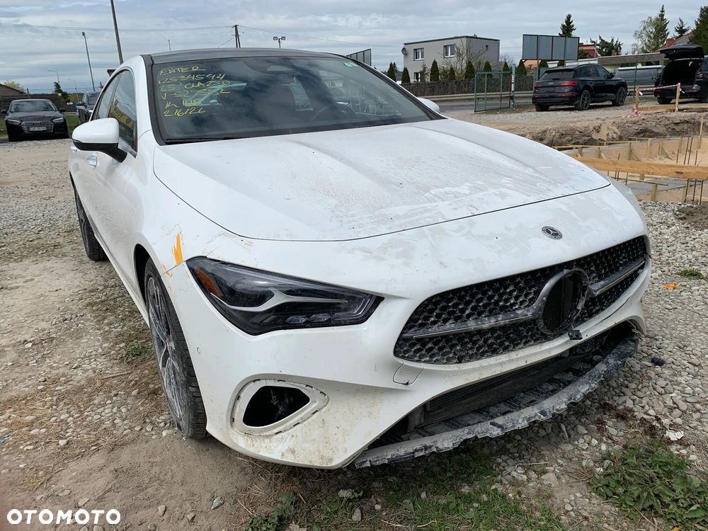 Mercedes-Benz CLA 250 4Matic 7G-DCT - 6