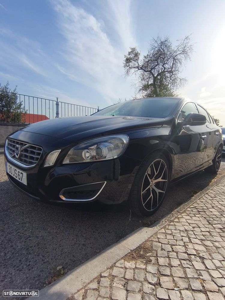 Volvo S60 2.0 D3 Momentum - 5