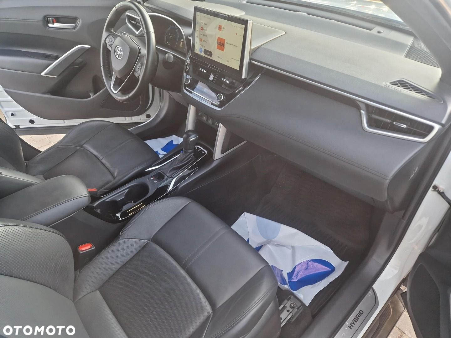 Toyota Corolla Cross - 9