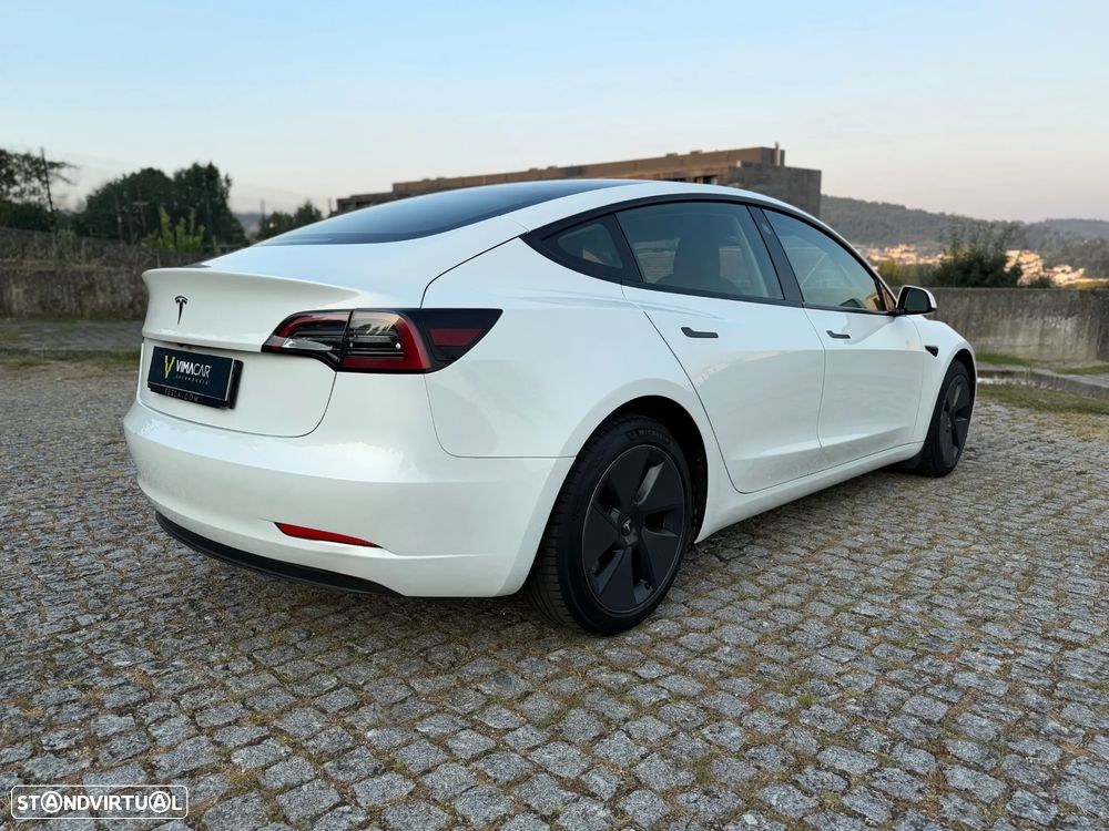 Tesla Model 3 RWD - 12
