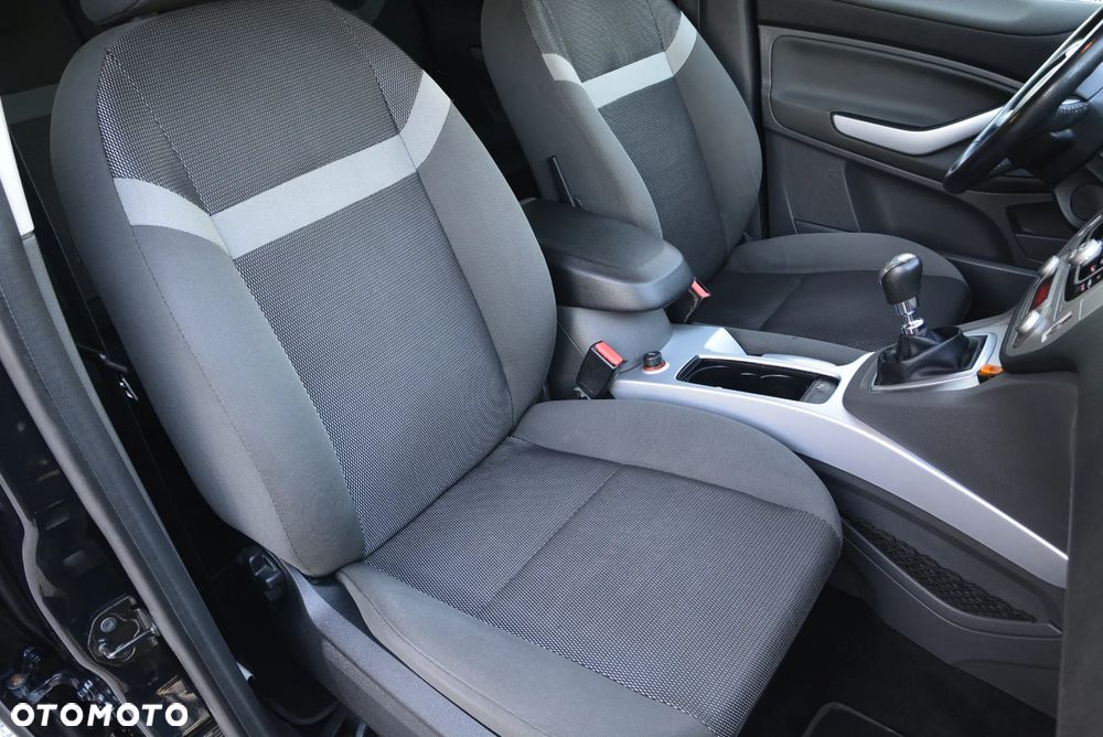 Ford Kuga 2.0 TDCi Titanium - 22