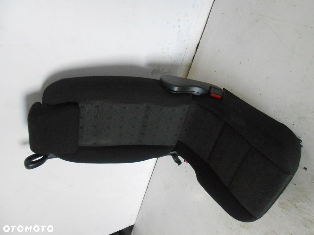 FOTEL ŚRODKOWY TYŁ PEUGEOT 307 # - 3