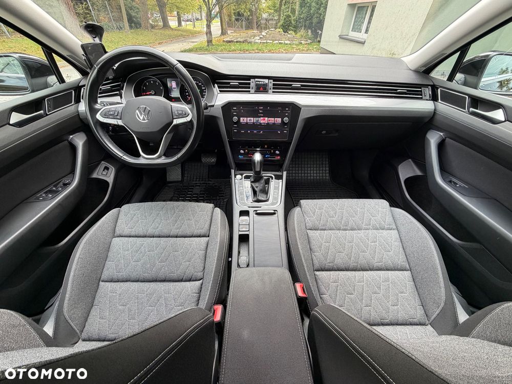 Volkswagen Passat - 18