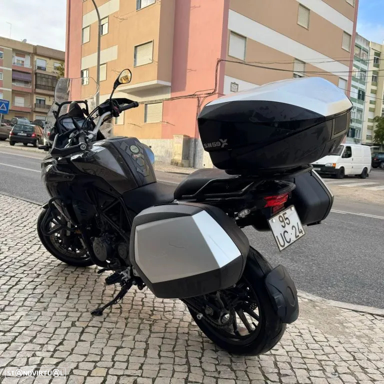 Benelli TRK 502 - 5