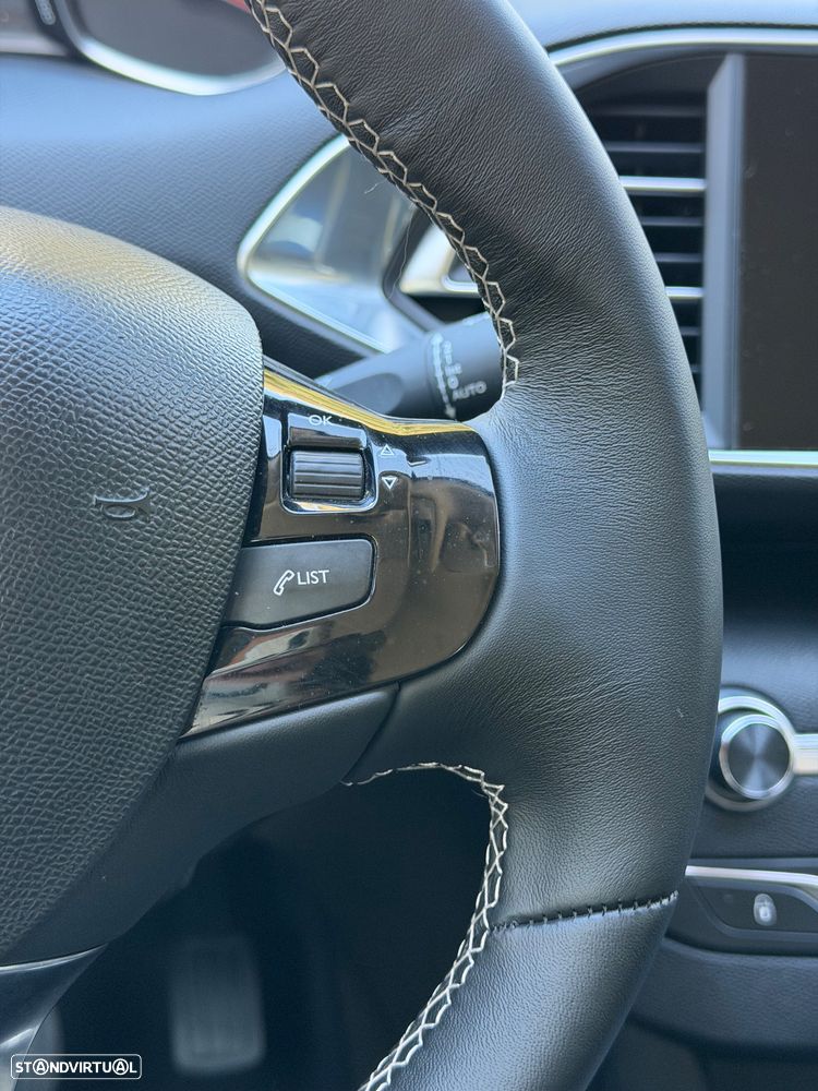 Peugeot 308 PureTech 110 Stop & Start Allure - 16