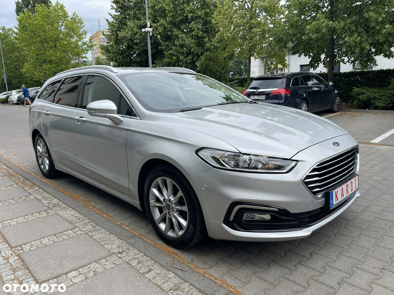 Ford Mondeo - 4