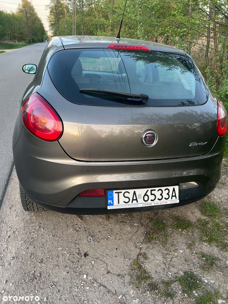 Fiat Bravo 1.9 Multijet Estiva Blue&Me - 11