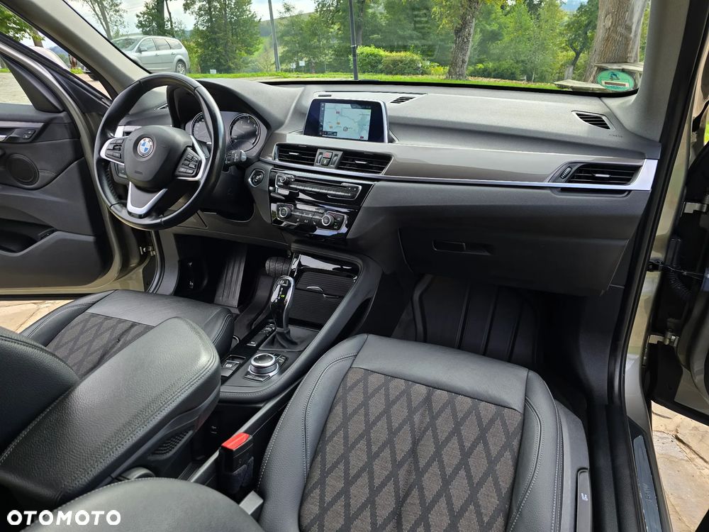 BMW X1 xDrive20d xLine sport - 31
