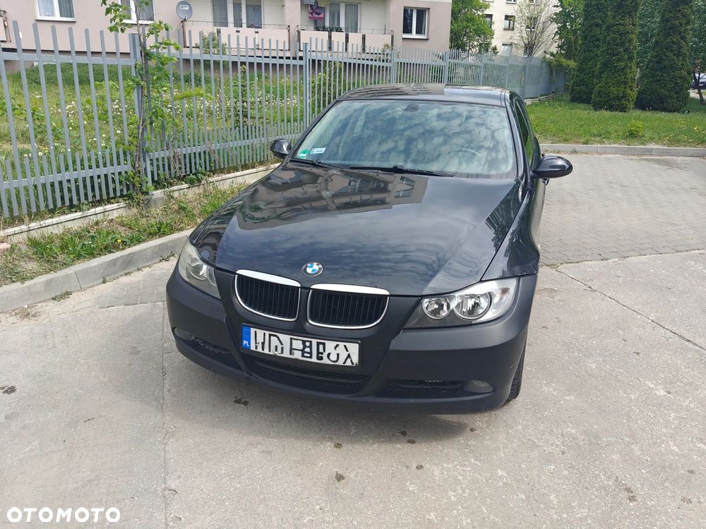 BMW Seria 3 320i - 16