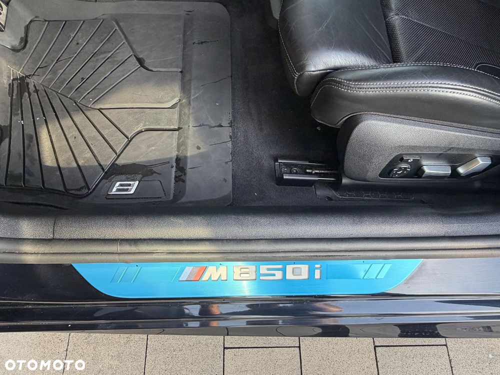 BMW Seria 8 M850i xDrive - 16