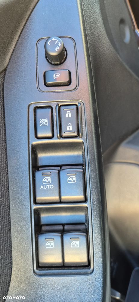 Subaru Forester 2.0i Comfort Lineartronic - 16