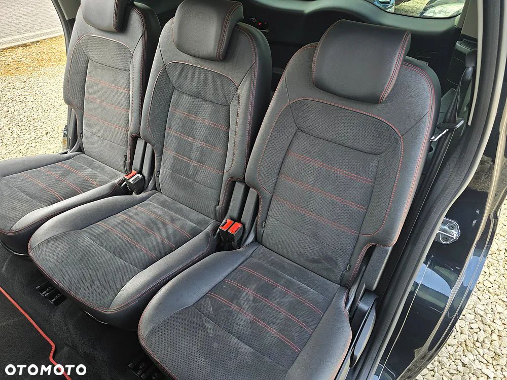 Ford S-Max 2.0 TDCi DPF Titanium - 19