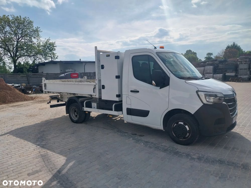 Renault Master wywrotka - 3