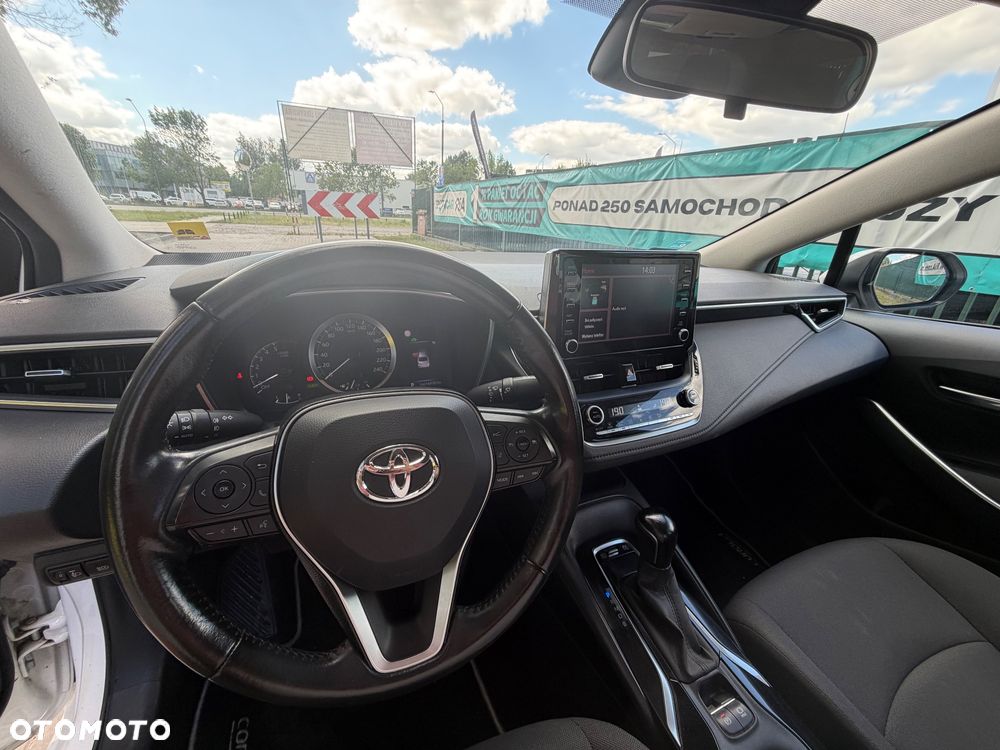 Toyota Corolla 1.8 Hybrid Comfort - 18