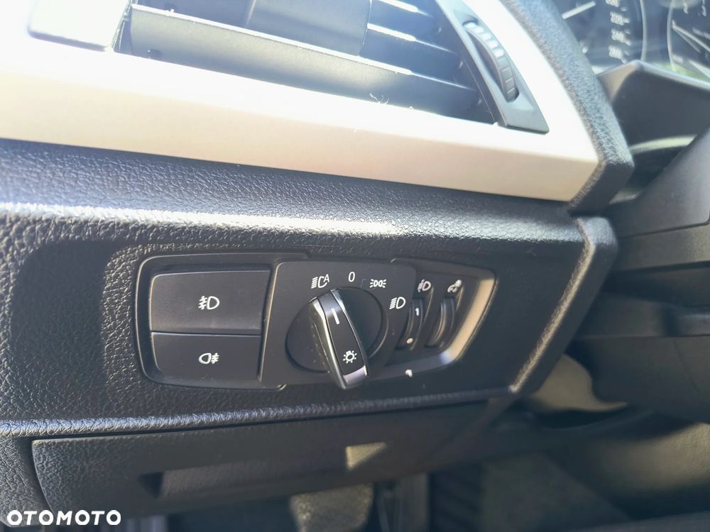 BMW Seria 1 - 31
