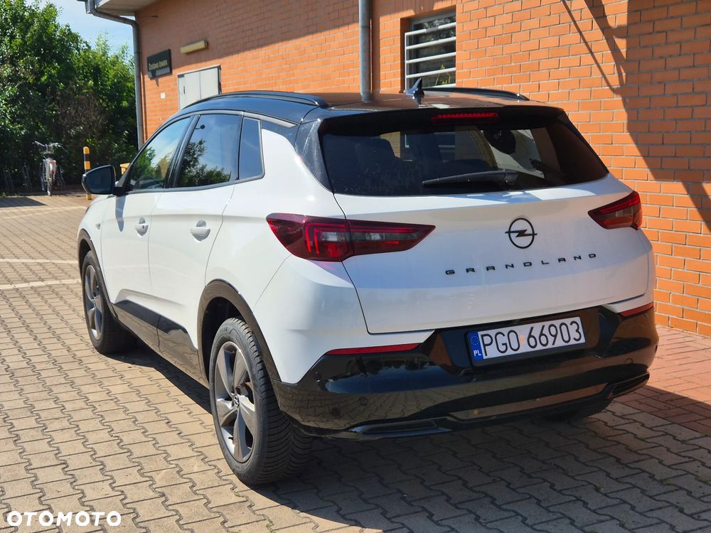 Opel Grandland 1.2 T GS Line S&S - 9