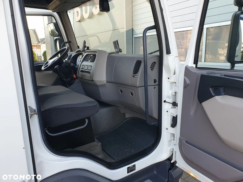 DAF LF 220 EURO 6 CHŁODNIA / MROŹNIA + WINDA - 15