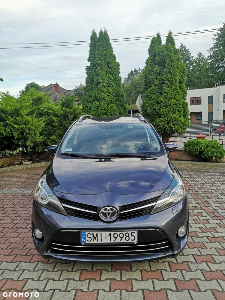 Toyota Verso 1.8 Prestige 7os EU6 - 1