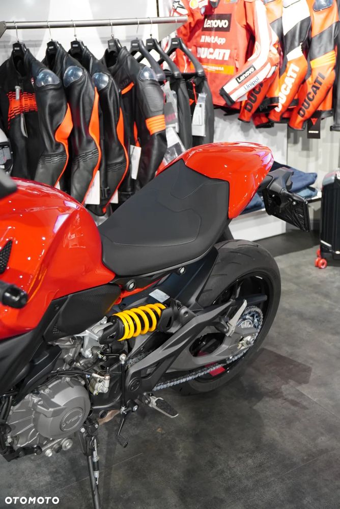 Ducati Monster - 9