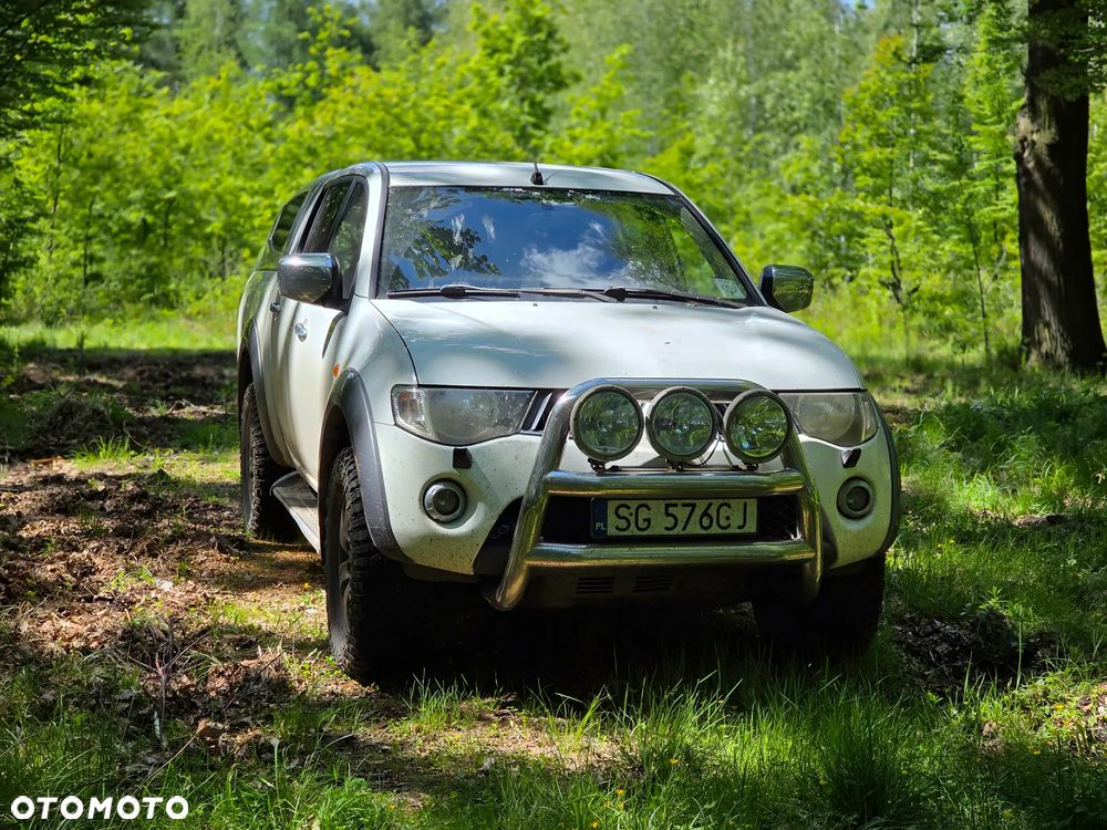 Mitsubishi L200 2.5 DID DC Intense + - 1