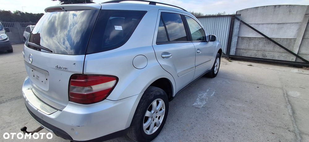 Mercedes-Benz ML 320 CDI 4Matic 7G-TRONIC - 9