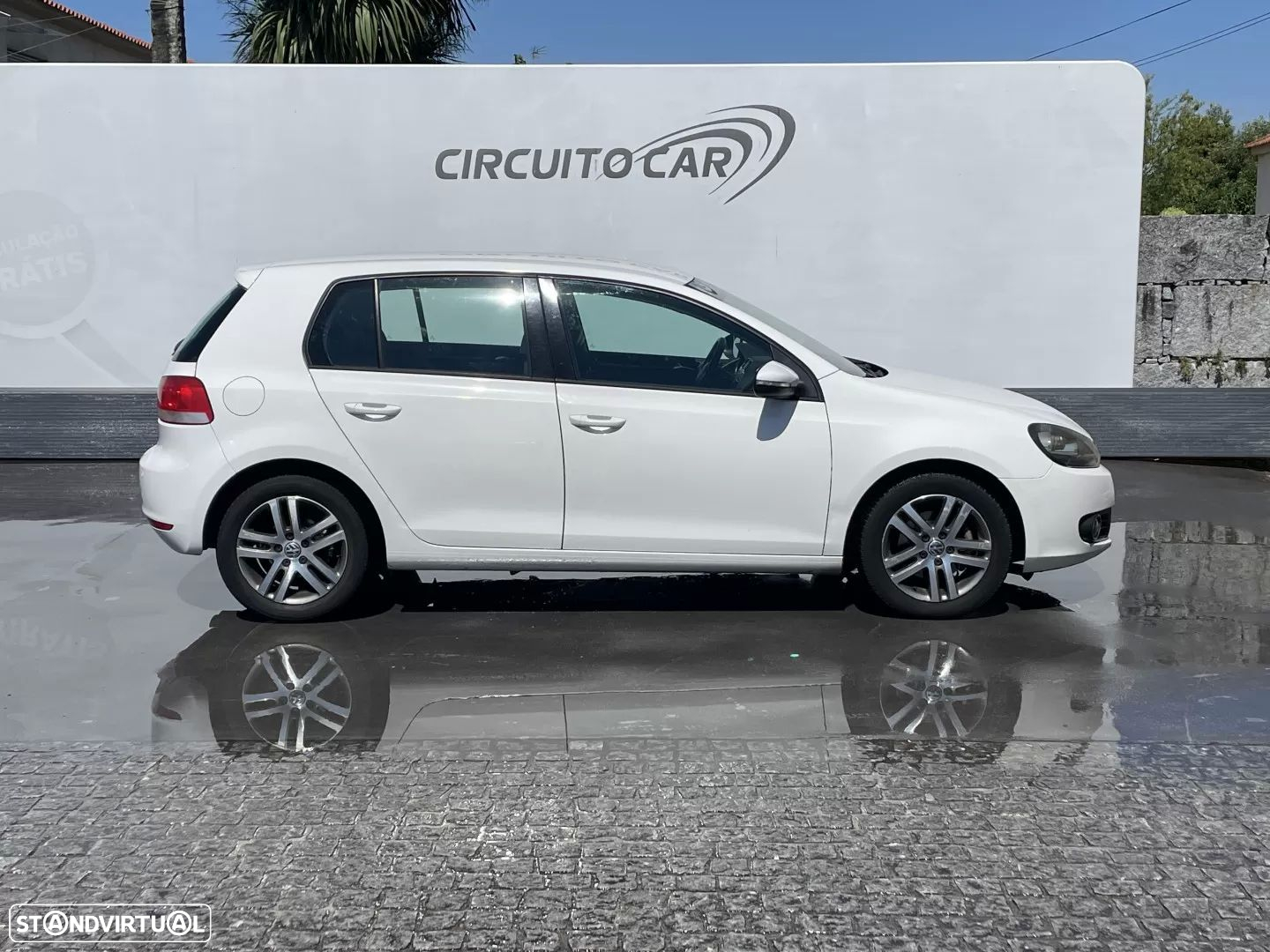 VW Golf 2.0 TDi Confortline - 7