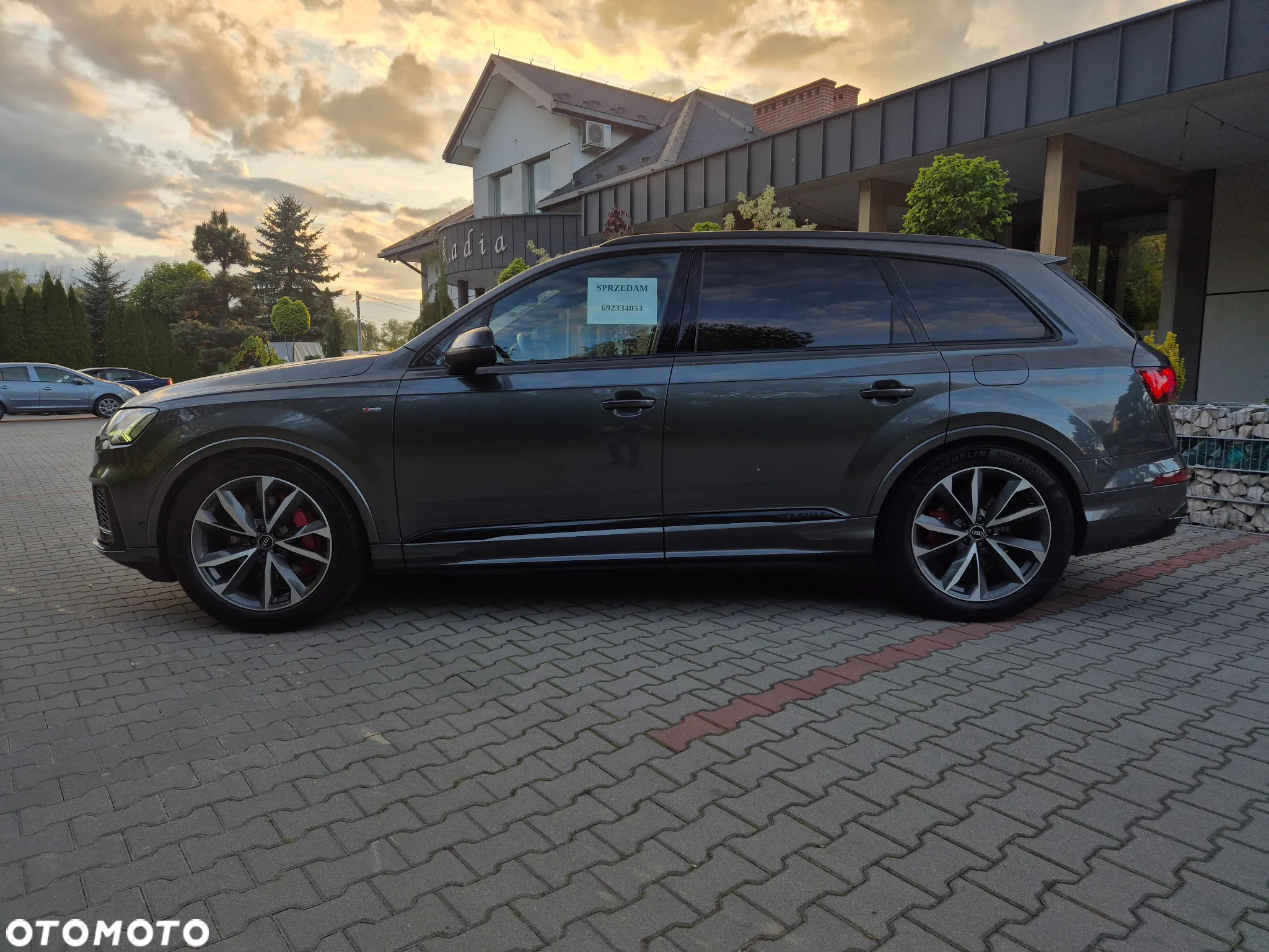 Audi Q7 60 TFSI e Quattro S Line Tiptr - 3