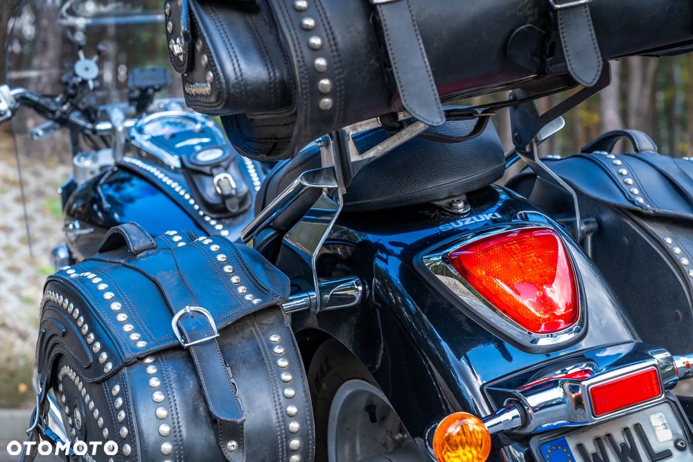 Suzuki Intruder - 16