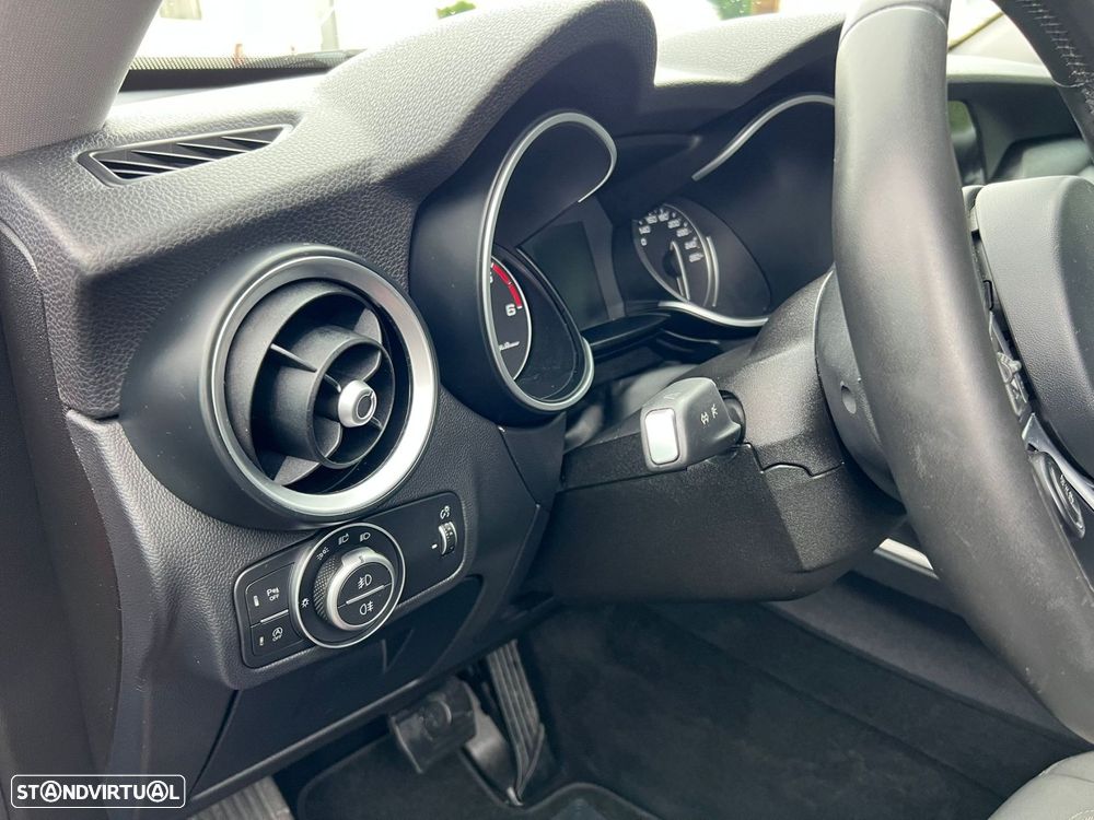Alfa Romeo Stelvio 2.2 D Super AT8 - 31