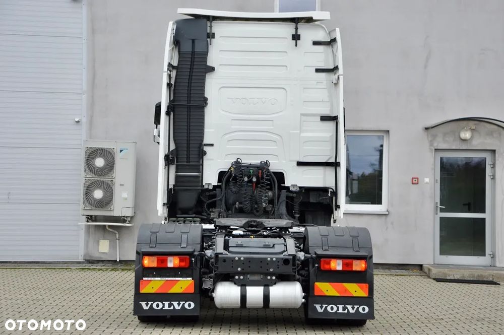 Volvo FH 500 XL / FULL LED / KLIMA POST / ALUSY / ZŁOTY KONTRAKT - 13
