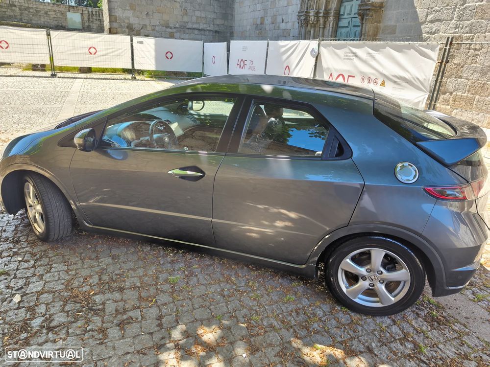 Honda Civic 1.4 i-VTEC Comfort - 5