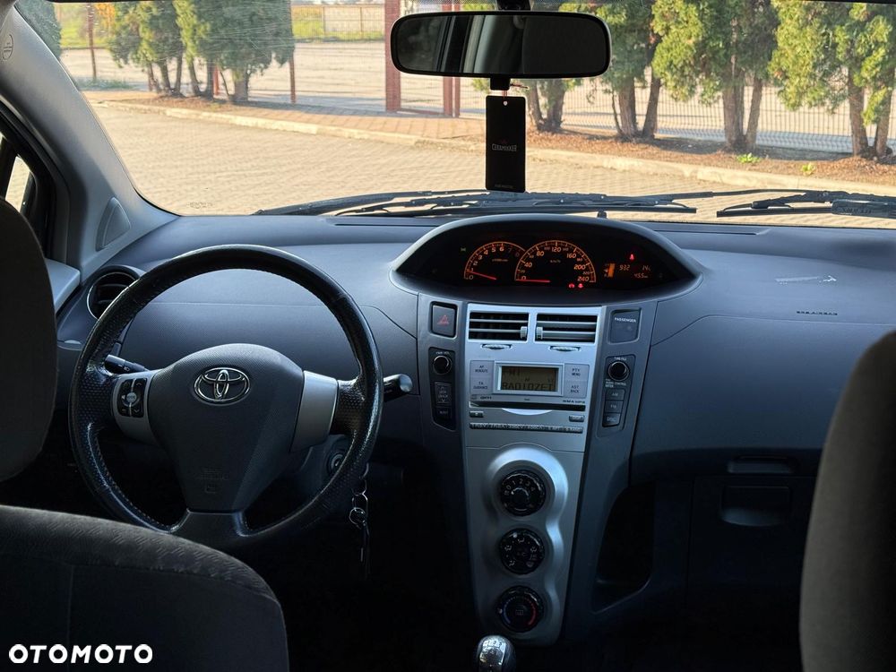Toyota Yaris 1.8 VVT-i TSport - 7